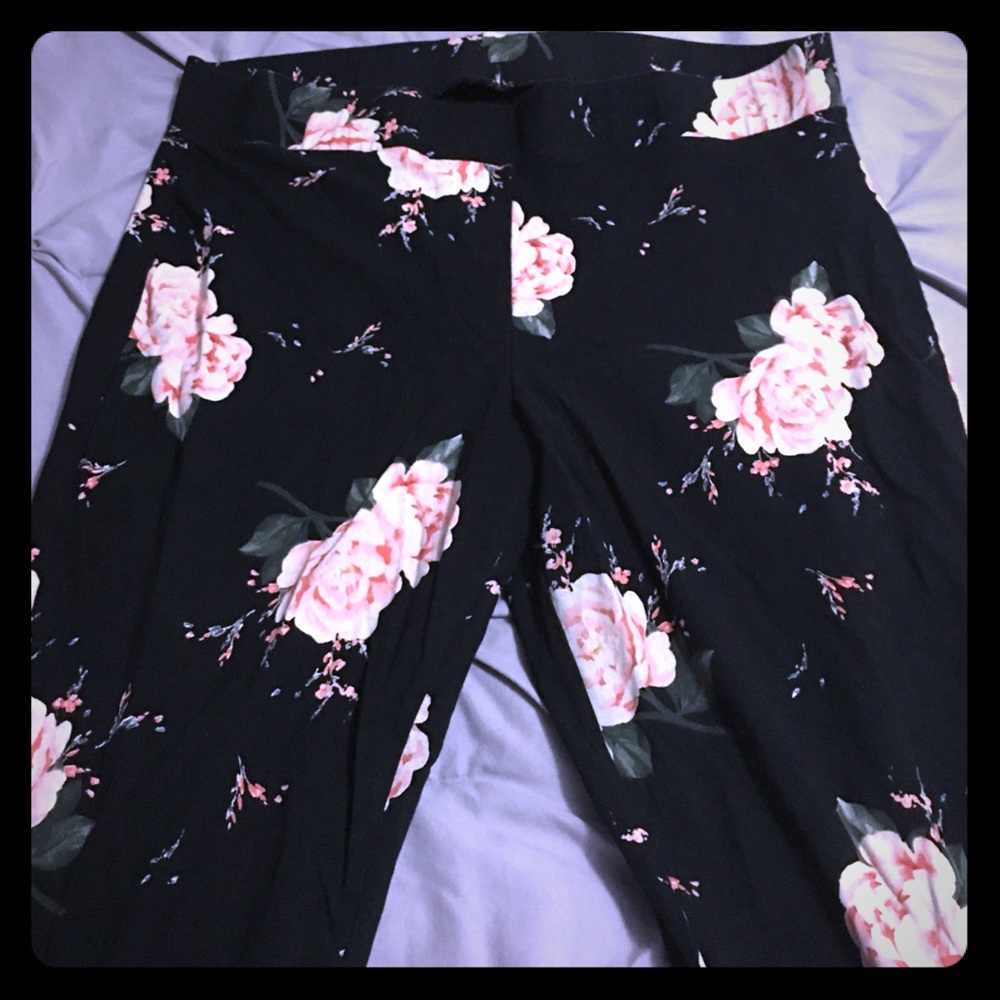 Torrid floral leggings